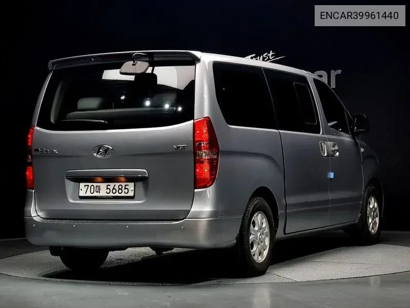 Grand Starex 11 -Seater Wagon Cvx Premium VIN: ENCAR39961440 Lot: 39961440