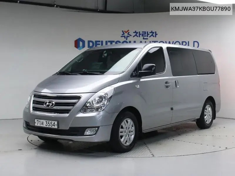 Grand Starex 11 -Seater Wagon VIN: KMJWA37KBGU77890 Lot: 39971528