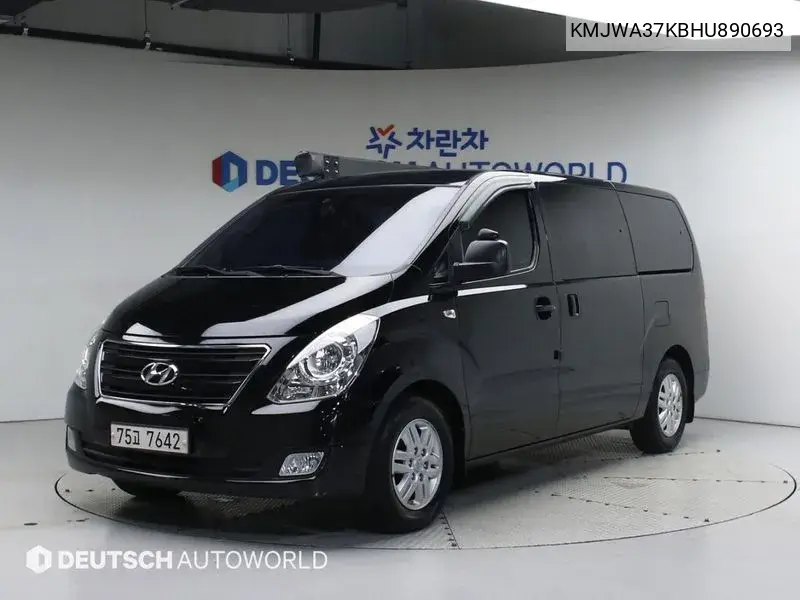 Grand Starex Camping Car VIN: KMJWA37KBHU890693 Lot: 39937468