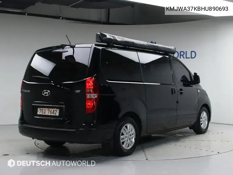 Grand Starex Camping Car VIN: KMJWA37KBHU890693 Lot: 39937468