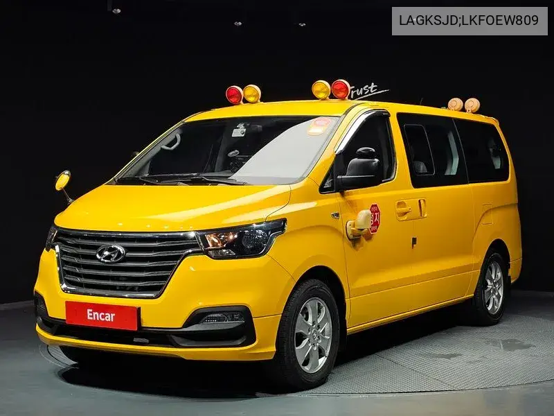 The New Grand Starex 12 -Seater Lpi Smart VIN: LAGKSJD;LKFOEW809 Lot: 39973274