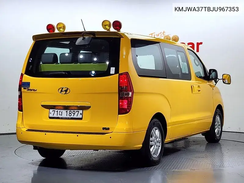 Grand Starex Childfare Car Lpi VIN: KMJWA37TBJU967353 Lot: 39978947