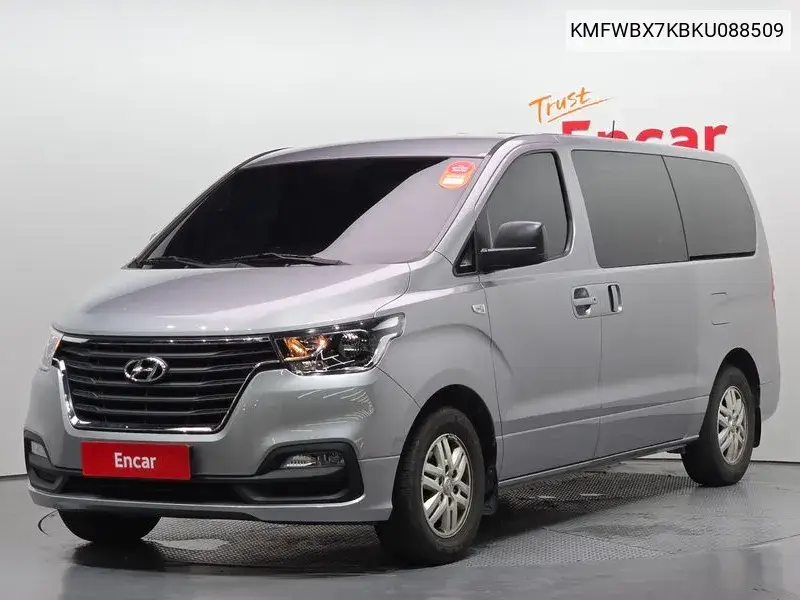The New Grand Starex Van 3 -Seater Smart VIN: KMFWBX7KBKU088509 Lot: 39962164