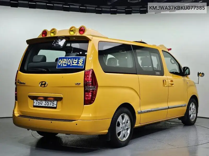 The New Grand Starex Wagon 12 -Seater Modern VIN: KMJWA37KBKU077385 Lot: 39973107