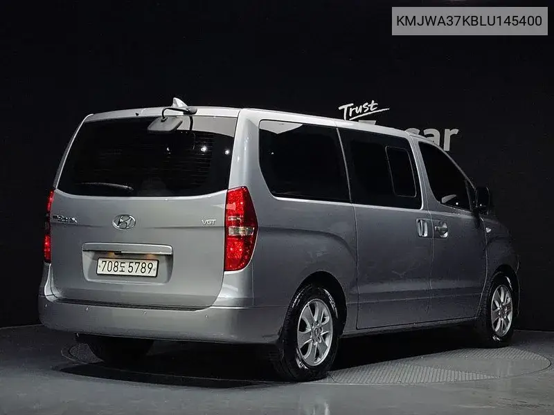 The New Grand Starex Wagon 12 -Seater Smart VIN: KMJWA37KBLU145400 Lot: 39975548