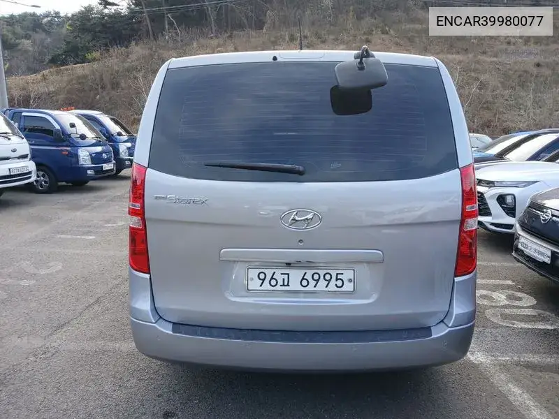 The New Grand Starex Van 3 -Seater Smart VIN: ENCAR39980077 Lot: 39980077