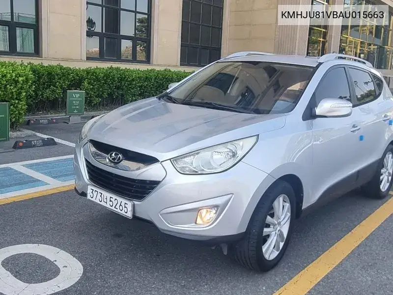 Tucson Ix Diesel 2Wd Lx20 Luxury VIN: KMHJU81VBAU015663 Lot: 39561738