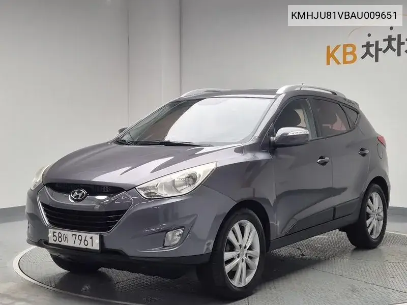 Tucson Ix Diesel 2Wd Lx20 Luxury VIN: KMHJU81VBAU009651 Lot: 39637853
