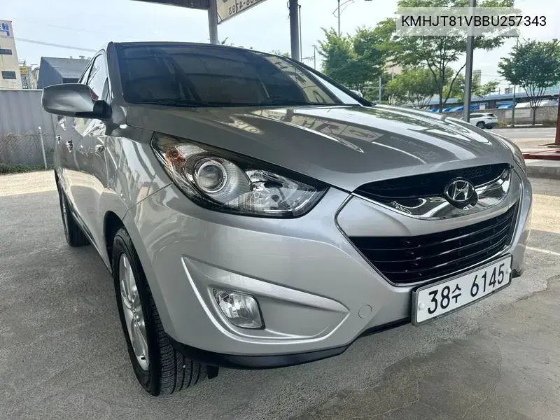 Tucson Ix Diesel 2Wd X20 Luxury VIN: KMHJT81VBBU257343 Lot: 39611089