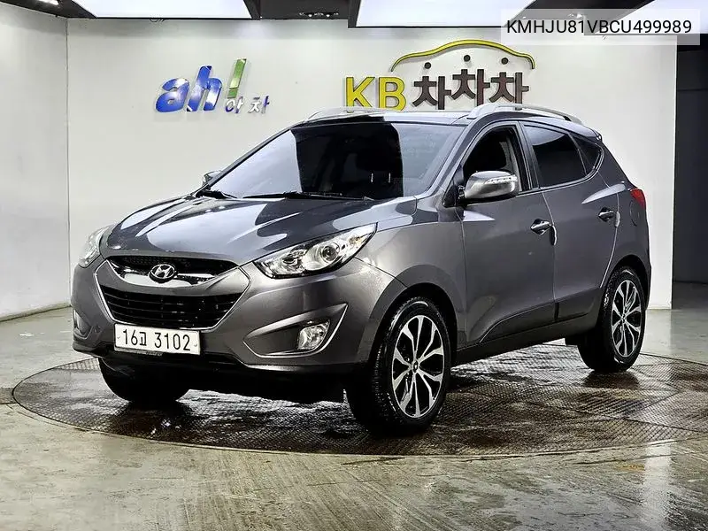 Tucson Ix Diesel 2Wd Lx20 Smart Pack VIN: KMHJU81VBCU499989 Lot: 39612641