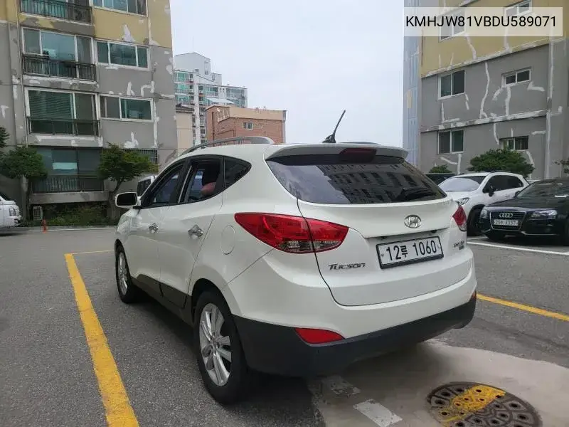 Tucson Ix Diesel 2Wd Lmx20 Premium VIN: KMHJW81VBDU589071 Lot: 39967695