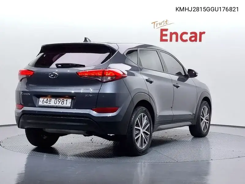 All New Tucson Diesel 1.7 2Wd Style VIN: KMHJ2815GGU176821 Lot: 39631837