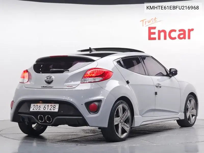 Veloster Turbo D Specification VIN: KMHTE61EBFU216968 Lot: 39755502