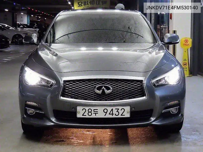 Q50 2.2D Premium VIN: JNKDV71E4FM530140 Lot: 39433650