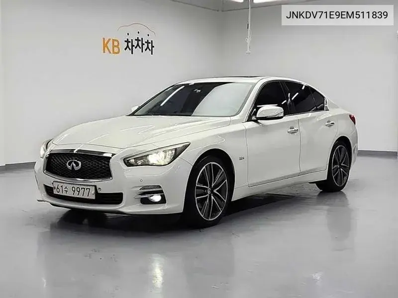 Q50 2.2D Premium VIN: JNKDV71E9EM511839 Lot: 39446864