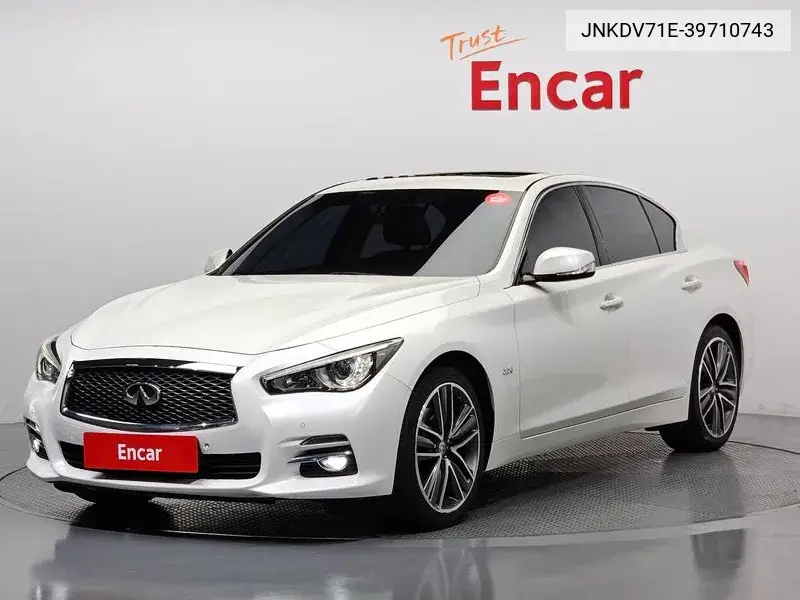 Q50 2.2D Premium VIN: JNKDV71E-39710743 Lot: 39710743