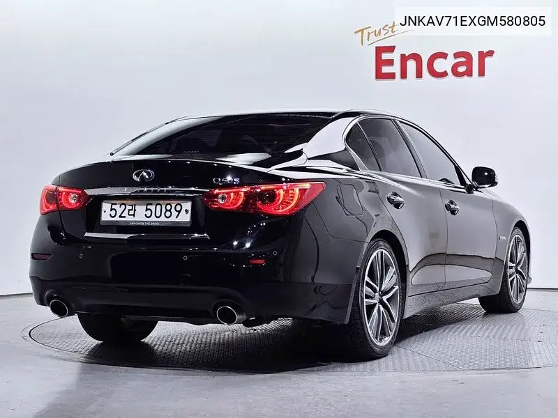 Q50 3.5 Hybrid Essence VIN: JNKAV71EXGM580805 Lot: 39551173