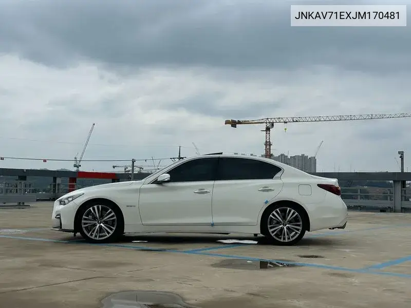 Q50 3.5 Blue Sports Sensor VIN: JNKAV71EXJM170481 Lot: 39958654