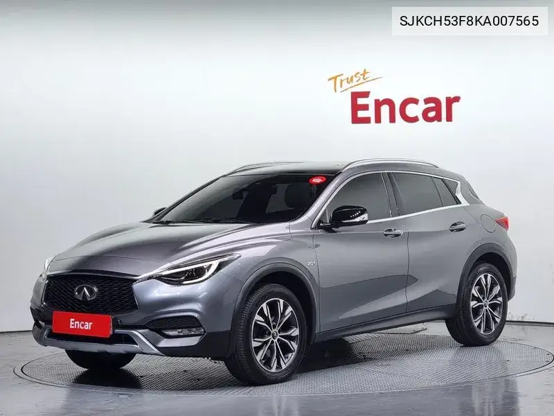 Qx30 2.0 Essential Awd VIN: SJKCH53F8KA007565 Lot: 39737547