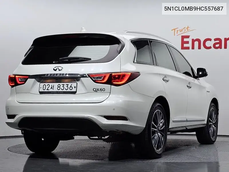 Qx60 Hybrid VIN: 5N1CL0MB9HC557687 Lot: 39212282