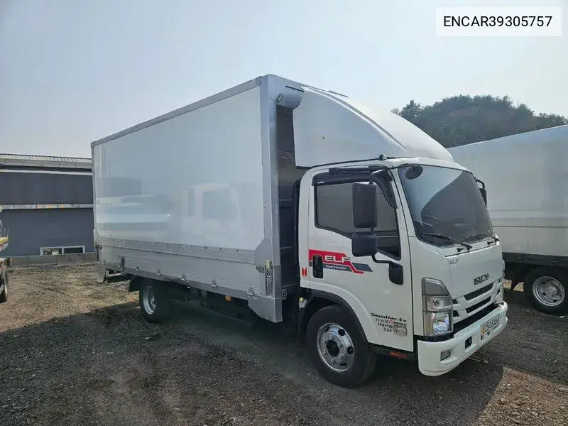 Elf Wing Body 3.5 Tons VIN: ENCAR39305757 Lot: 39305757