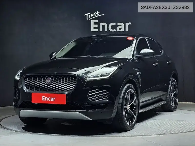 E-Pace P250 Se VIN: SADFA2BX3J1Z32982 Lot: 40016623