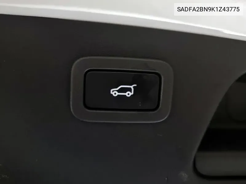 E-Pace D180 Se VIN: SADFA2BN9K1Z43775 Lot: 38713556