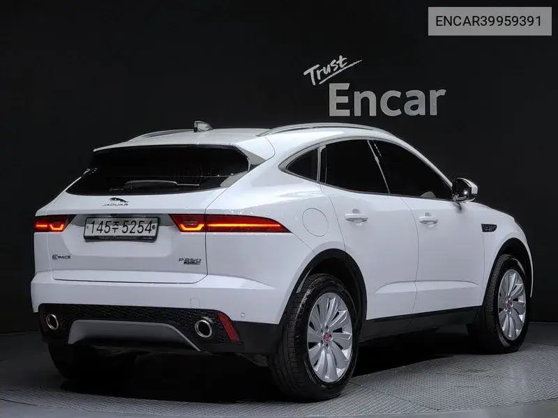 E-Pace P250 Se VIN: ENCAR39959391 Lot: 39959391