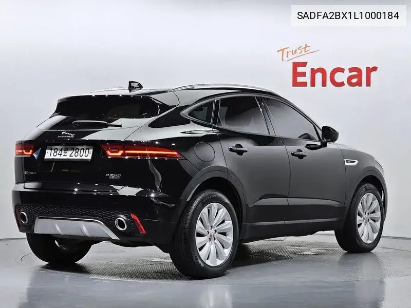 E-Pace P250 Se VIN: SADFA2BX1L1000184 Lot: 40022120