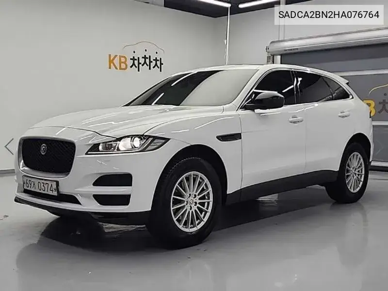 F-Pace 20D Prestige VIN: SADCA2BN2HA076764 Lot: 39836499