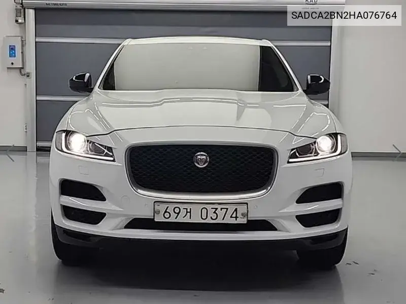 F-Pace 20D Prestige VIN: SADCA2BN2HA076764 Lot: 39836499