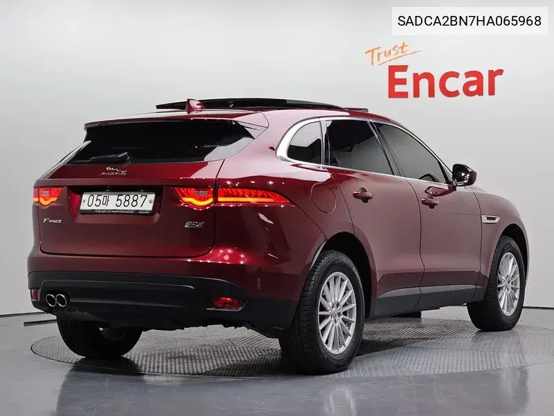 F-Pace 20D Prestige VIN: SADCA2BN7HA065968 Lot: 39136523