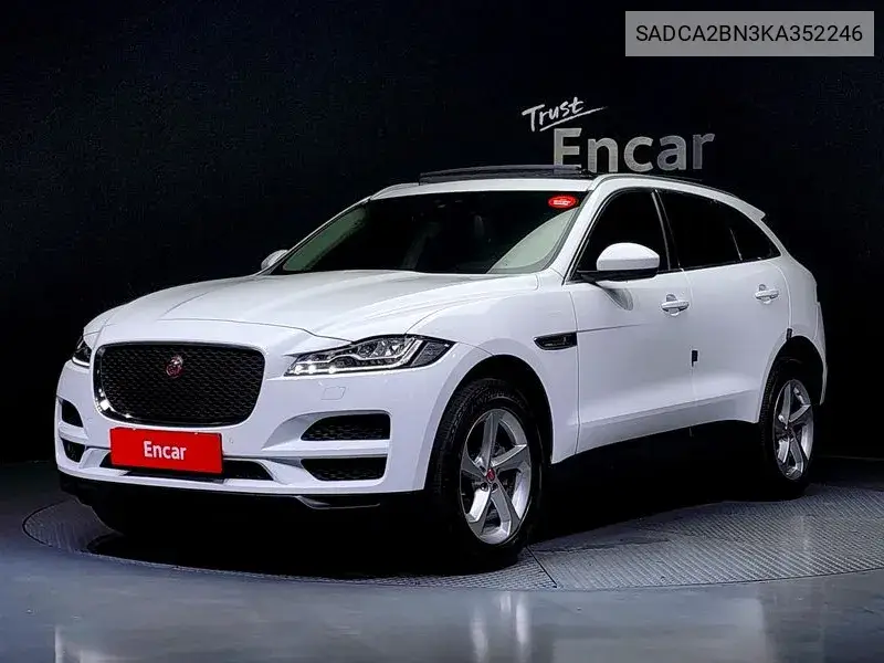 F-Pace 20D Prestige VIN: SADCA2BN3KA352246 Lot: 39693301