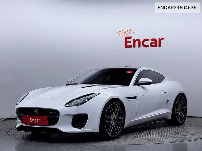 F-Type P380 R-Dynamic Coupe X152 VIN: ENCAR39604636 Lot: 39604636