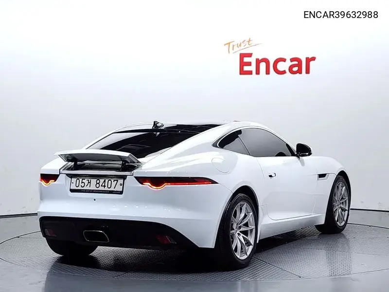 F-Type P300 Coupe X152 VIN: ENCAR39632988 Lot: 39632988