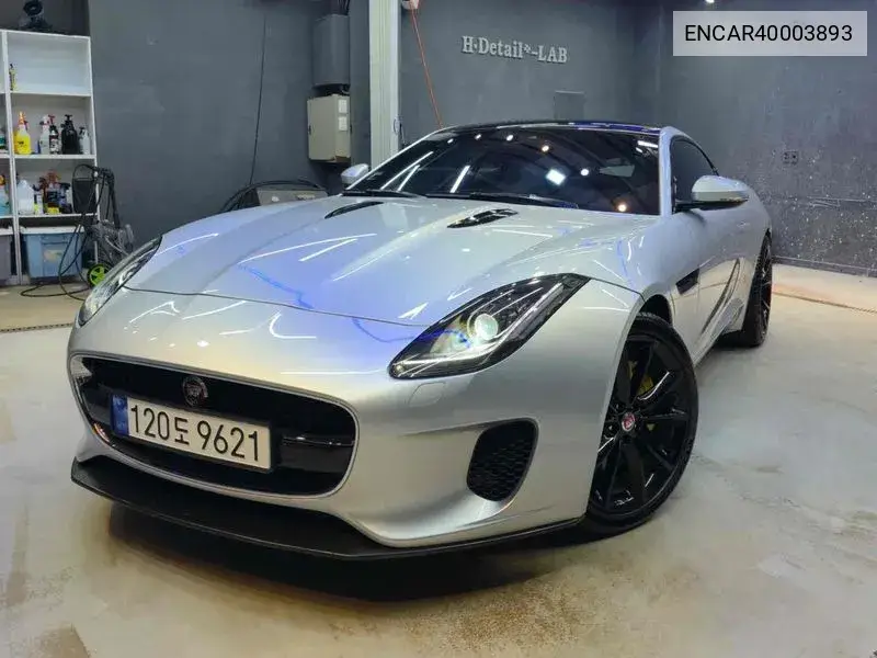 F-Type P300 Coupe X152 VIN: ENCAR40003893 Lot: 40003893