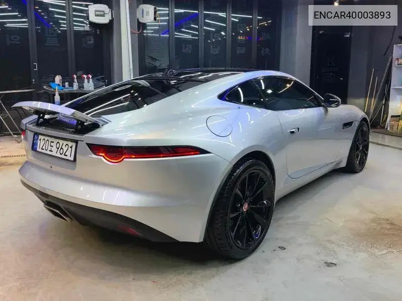F-Type P300 Coupe X152 VIN: ENCAR40003893 Lot: 40003893