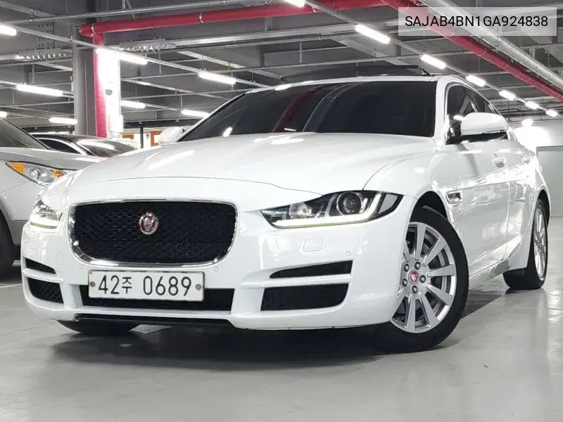 Xe 20D Prestige VIN: SAJAB4BN1GA924838 Lot: 39743201