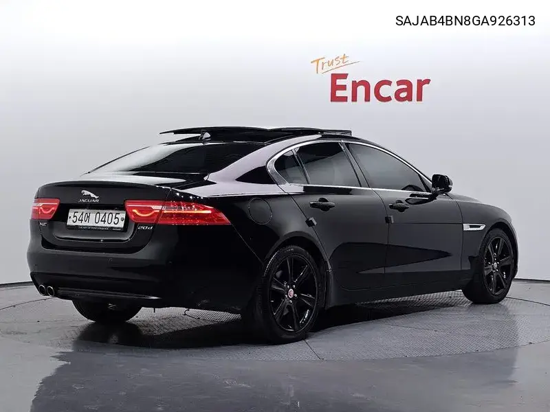 Xe 20D Portfolio VIN: SAJAB4BN8GA926313 Lot: 39778025