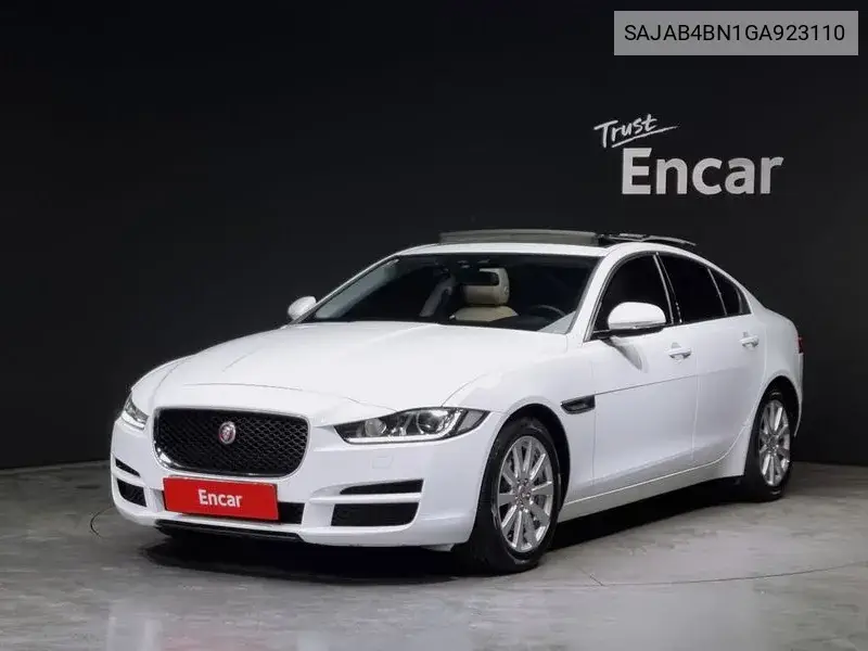 Xe 20D Prestige VIN: SAJAB4BN1GA923110 Lot: 39870910