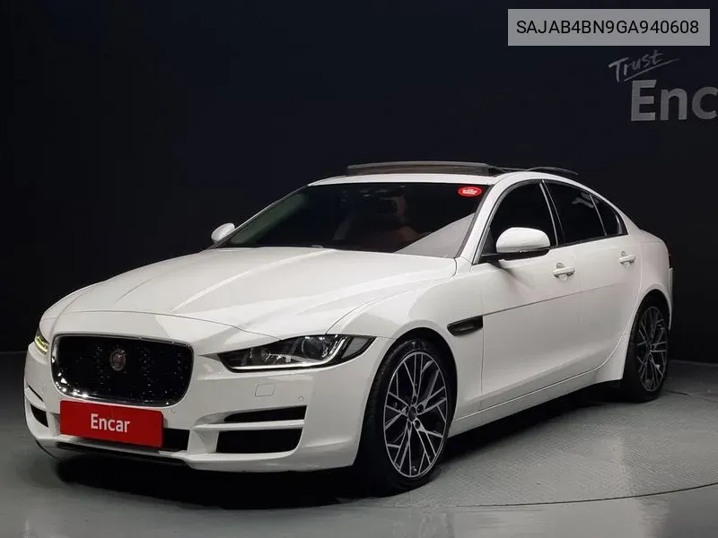 Xe20D Portfolio VIN: SAJAB4BN9GA940608 Lot: 38292265