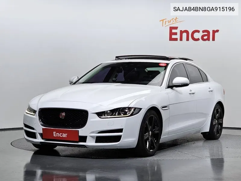 Xe 20D Portfolio VIN: SAJAB4BN8GA915196 Lot: 38545356