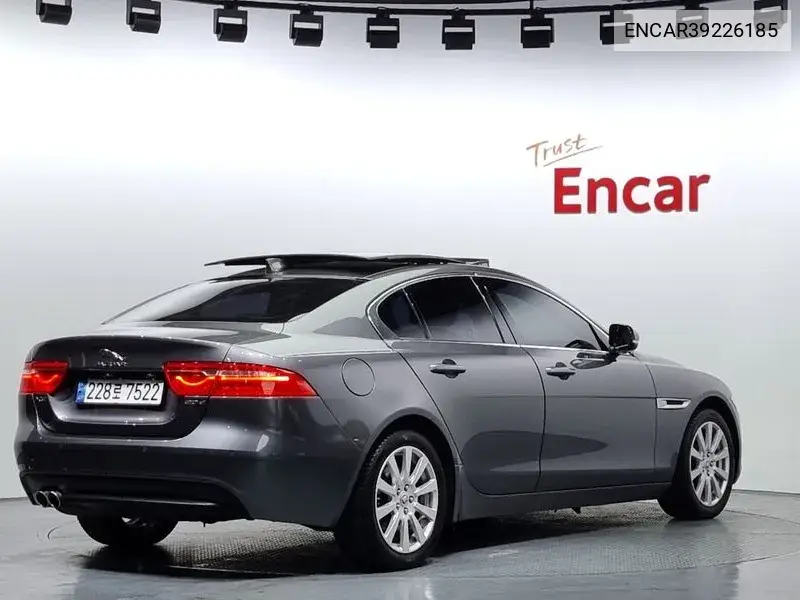 Xe 20D Prestige VIN: SAJAB4BN4HA958340 Lot: 39226185