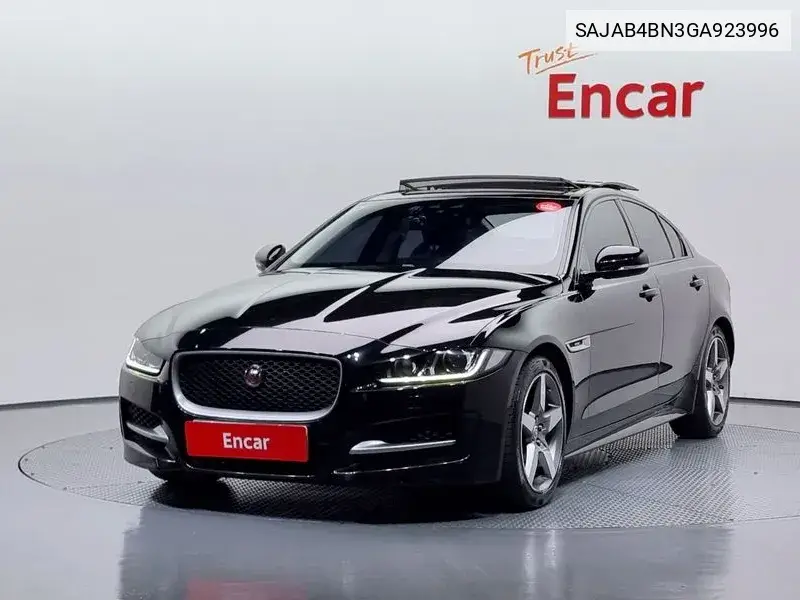 Xe 20D R Sports VIN: SAJAB4BN3GA923996 Lot: 39536869