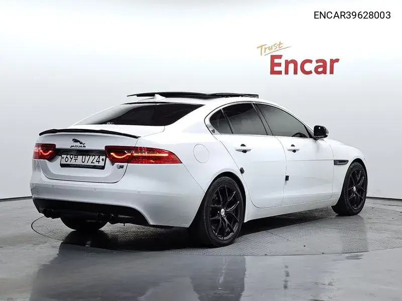 Xe 20T Prestige VIN: ENCAR39628003 Lot: 39628003