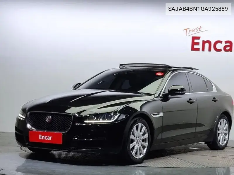 Xe 20D Prestige VIN: SAJAB4BN1GA925889 Lot: 39718076