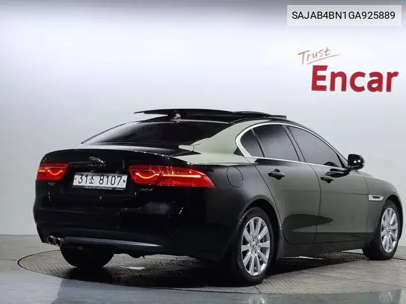 Xe 20D Prestige VIN: SAJAB4BN1GA925889 Lot: 39718076
