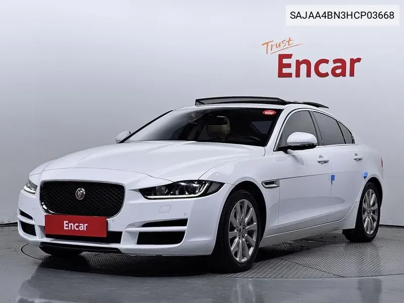 Xe20D Prestige Awd VIN: SAJAA4BN3HCP03668 Lot: 37613922