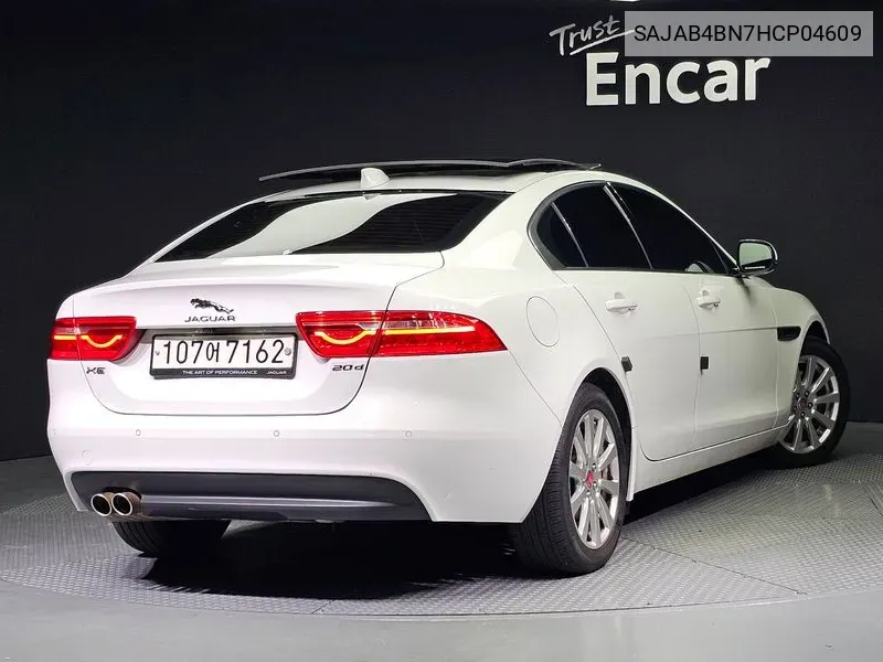 Xe 20D Prestige VIN: SAJAB4BN7HCP04609 Lot: 38430552