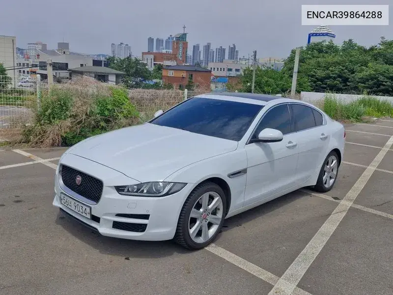 Xe 20D Portfolio Awd VIN: ENCAR39864288 Lot: 39864288